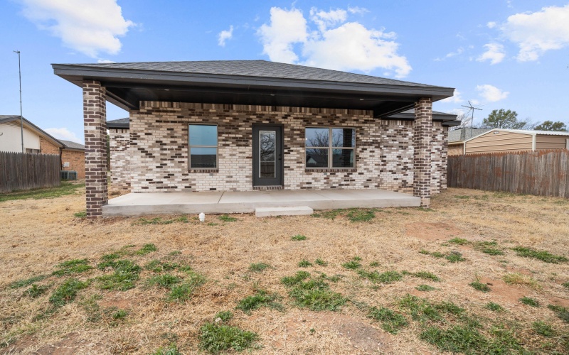 310 E 16th Street, Wolfforth, TX 79382, 4 Bedrooms Bedrooms, ,2 BathroomsBathrooms,Residential,For Sale,310 E 16th Street,202412566