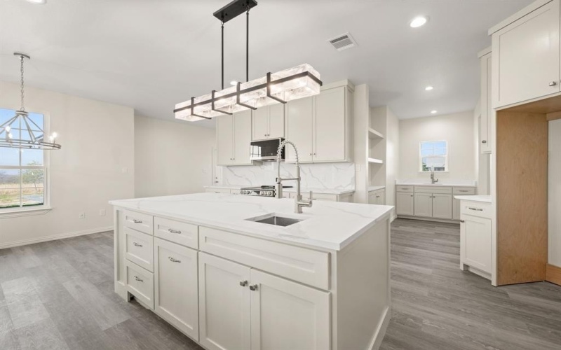 828 Mallard Pointe Drive, Grand Prairie, TX 75104, 5 Habitaciones Habitaciones , ,5 BañosBaños,Residential,En Venta,828 Mallard Pointe Drive,0,21100682