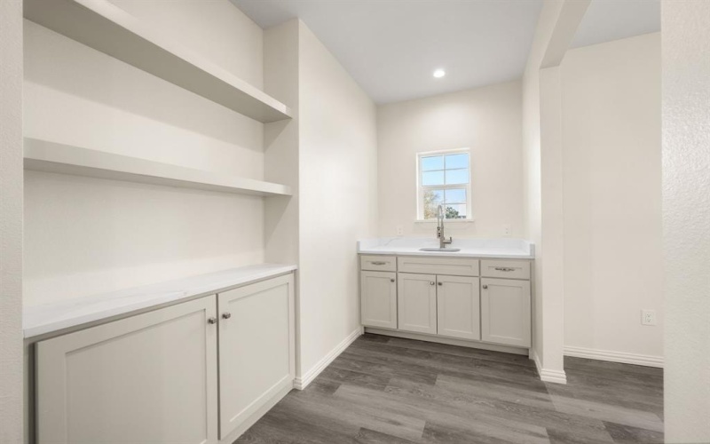 828 Mallard Pointe Drive, Grand Prairie, TX 75104, 5 Habitaciones Habitaciones , ,5 BañosBaños,Residential,En Venta,828 Mallard Pointe Drive,0,21100682