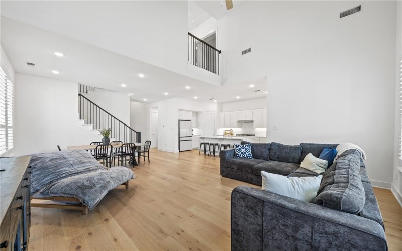 1807 Gateway Lane, Van Alstyne, TX 75495, 4 Habitaciones Habitaciones , ,5 BañosBaños,Residential,En Venta,1807 Gateway Lane,0,21104679