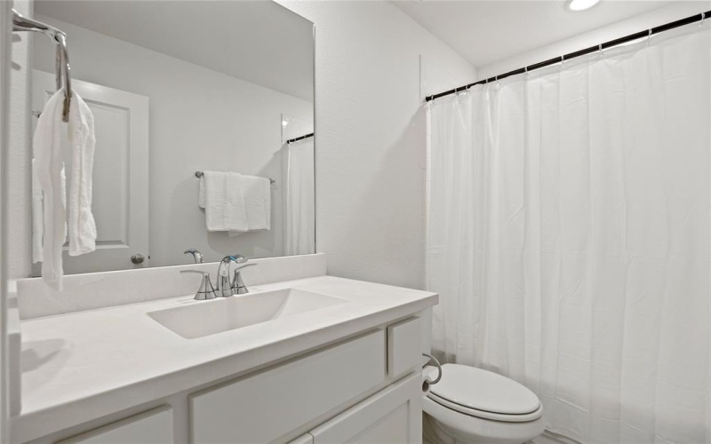 1807 Gateway Lane, Van Alstyne, TX 75495, 4 Habitaciones Habitaciones , ,5 BañosBaños,Residential,En Venta,1807 Gateway Lane,0,21104679