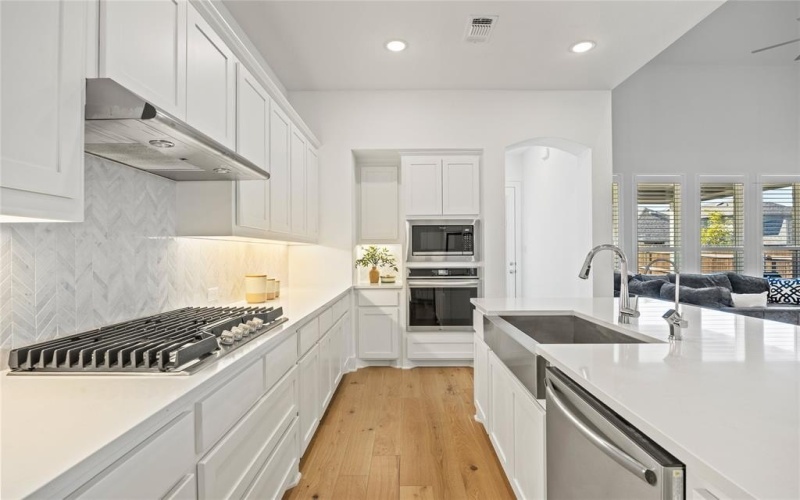 1807 Gateway Lane, Van Alstyne, TX 75495, 4 Habitaciones Habitaciones , ,5 BañosBaños,Residential,En Venta,1807 Gateway Lane,0,21104679