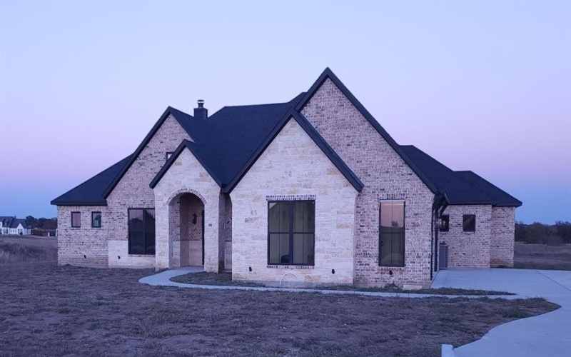 201 Marie Lane, Waxahachie, TX 75167, 4 Bedrooms Bedrooms, ,2 BathroomsBathrooms,Residential,For Sale,201 Marie Lane,0,21112347