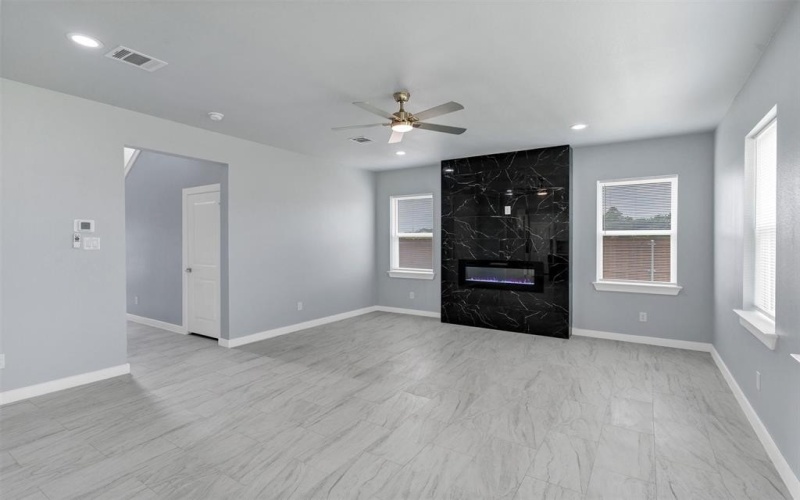 588 Highview Court, Godley, TX 76044, 3 Bedrooms Bedrooms, ,2 BathroomsBathrooms,Residential,For Sale,588 Highview Court,0,21127860