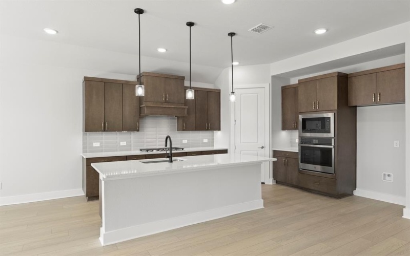 500 Blue Yucca Lane, Little Elm, TX 76227, 4 Bedrooms Bedrooms, ,5 BathroomsBathrooms,Residential,For Sale,500 Blue Yucca Lane,0,21128582