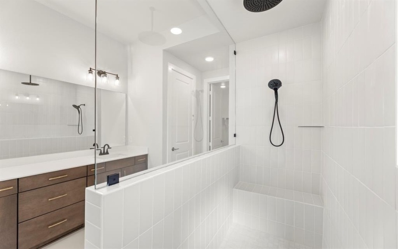 500 Blue Yucca Lane, Little Elm, TX 76227, 4 Bedrooms Bedrooms, ,5 BathroomsBathrooms,Residential,For Sale,500 Blue Yucca Lane,0,21128582