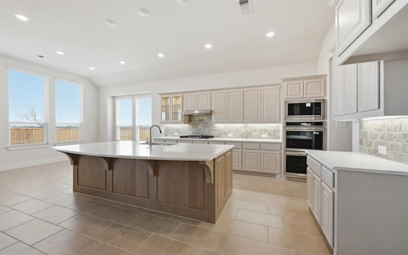 2824 La Paloma, Sherman, TX 75092, 3 Bedrooms Bedrooms, ,3 BathroomsBathrooms,Residential,For Sale,2824 La Paloma,0,21129117