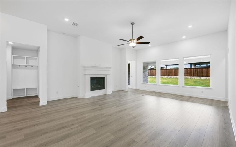 1408 Holly Trail, Northlake, TX 76226, 4 Bedrooms Bedrooms, ,3 BathroomsBathrooms,Residential,For Sale,1408 Holly Trail,0,21129722