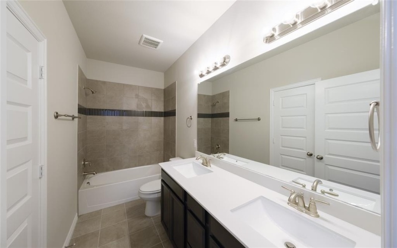 17048 Mimbre Drive, Justin, TX 76247, 3 Habitaciones Habitaciones , ,2 BañosBaños,Residential,En Venta,17048 Mimbre Drive,0,21129740