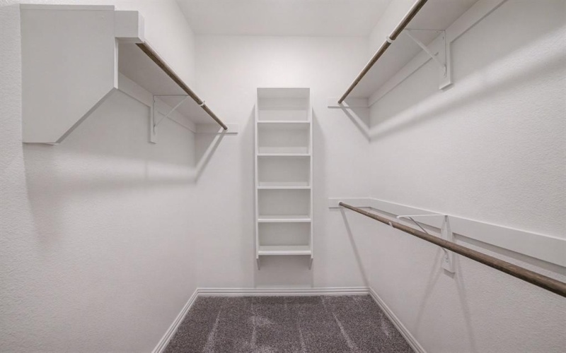 2404 Peebles Drive, Denton, TX 76207, 5 Habitaciones Habitaciones , ,3 BañosBaños,Residential,En Venta,2404 Peebles Drive,0,21129906