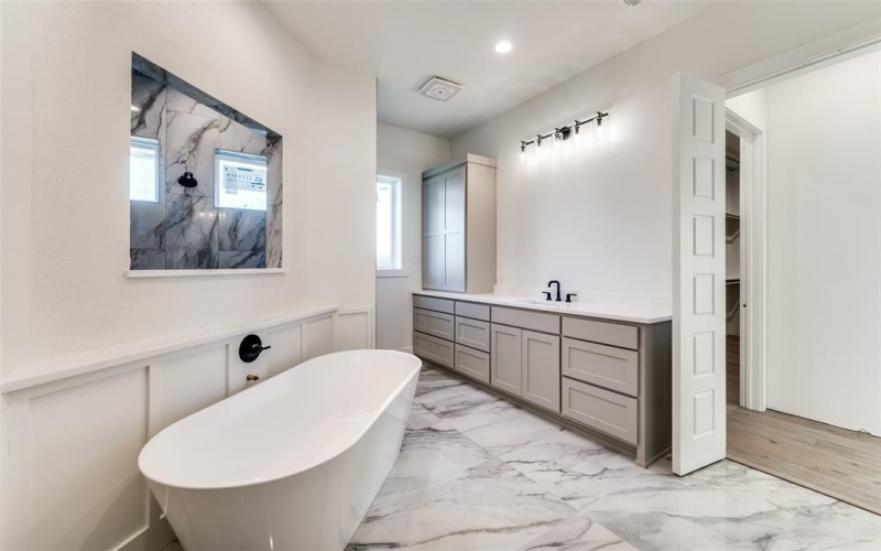 932 Bandon Dunes Drive, Fort Worth, TX 76028, 4 Bedrooms Bedrooms, ,3 BathroomsBathrooms,Residential,For Sale,932 Bandon Dunes Drive,0,21129909