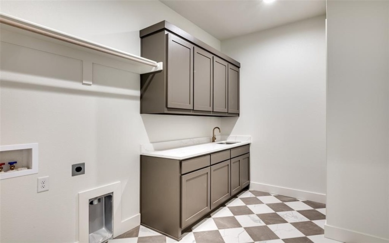 932 Bandon Dunes Drive, Fort Worth, TX 76028, 4 Bedrooms Bedrooms, ,3 BathroomsBathrooms,Residential,For Sale,932 Bandon Dunes Drive,0,21129909