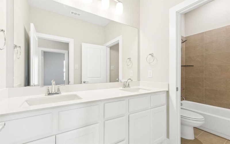 4560 Night Hawk Trail, Waxahachie, TX 75165, 5 Habitaciones Habitaciones , ,3 BañosBaños,Residential,En Venta,4560 Night Hawk Trail,0,21129952