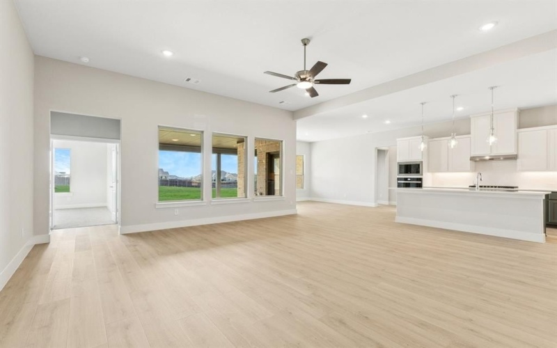 4560 Night Hawk Trail, Waxahachie, TX 75165, 5 Habitaciones Habitaciones , ,3 BañosBaños,Residential,En Venta,4560 Night Hawk Trail,0,21129952