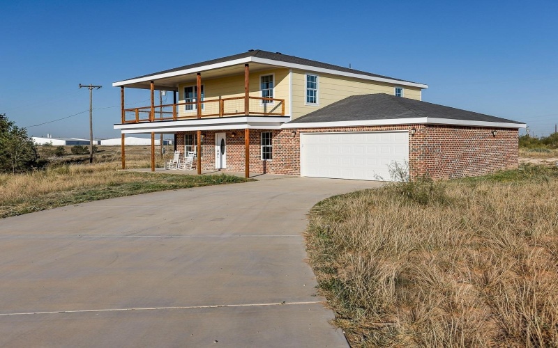 1609 N Akron Avenue, Lubbock, TX 79415, 4 Bedrooms Bedrooms, ,3 BathroomsBathrooms,Residential,For Sale,1609 N Akron Avenue,202414632
