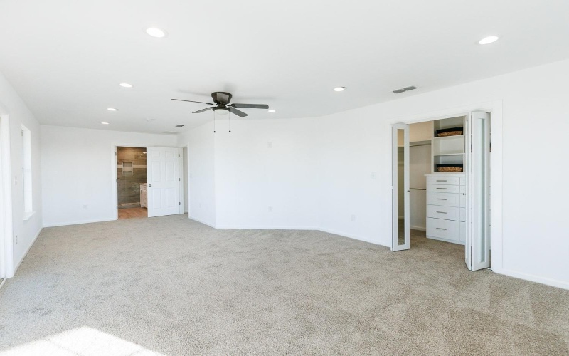 1609 N Akron Avenue, Lubbock, TX 79415, 4 Bedrooms Bedrooms, ,3 BathroomsBathrooms,Residential,For Sale,1609 N Akron Avenue,202414632