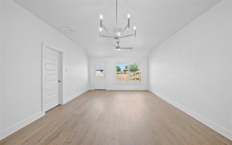 1122 College Avenue, Troy, TX 76579, 3 Habitaciones Habitaciones , ,2 BañosBaños,Residential,En Venta,1122 College Avenue,0,21130120