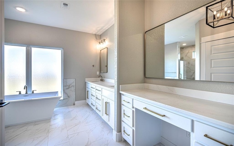 8186 S Lone Star Parkway, Moody, TX 76557, 5 Habitaciones Habitaciones , ,5 BañosBaños,Residential,En Venta,8186 S Lone Star Parkway,0,21130193