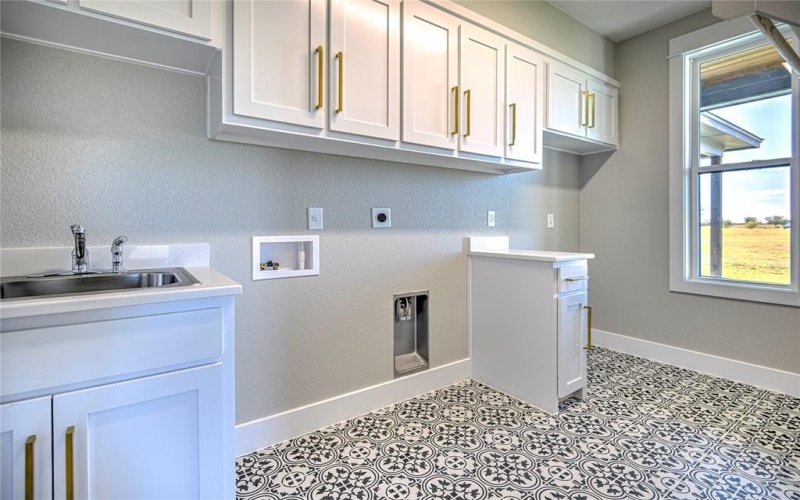 8186 S Lone Star Parkway, Moody, TX 76557, 5 Habitaciones Habitaciones , ,5 BañosBaños,Residential,En Venta,8186 S Lone Star Parkway,0,21130193