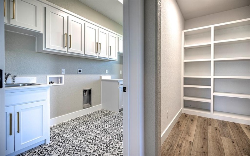 8186 S Lone Star Parkway, Moody, TX 76557, 5 Habitaciones Habitaciones , ,5 BañosBaños,Residential,En Venta,8186 S Lone Star Parkway,0,21130193