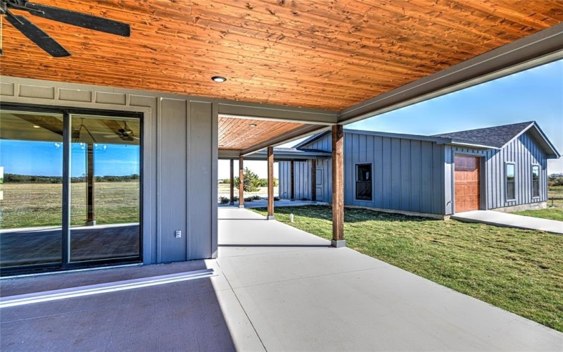 8186 S Lone Star Parkway, Moody, TX 76557, 5 Habitaciones Habitaciones , ,5 BañosBaños,Residential,En Venta,8186 S Lone Star Parkway,0,21130193