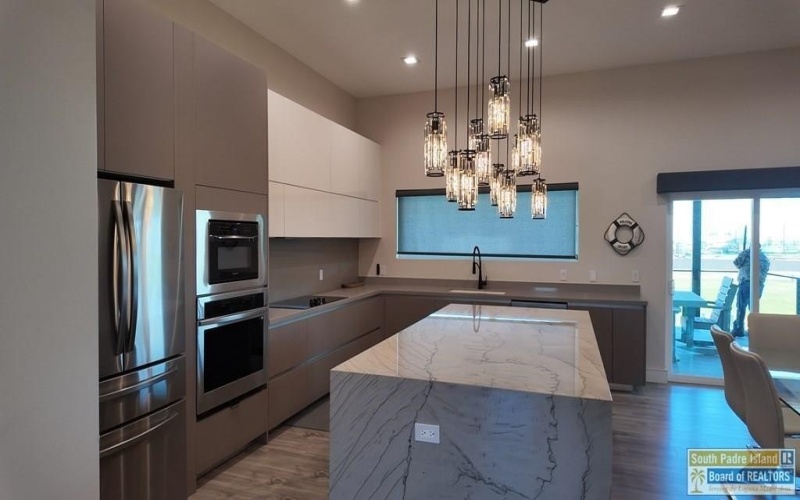 233 Anne Bonny, Port Isabel, TX 78579, 5 Habitaciones Habitaciones , ,6 BañosBaños,Residential,En Venta,233 Anne Bonny,0,104648