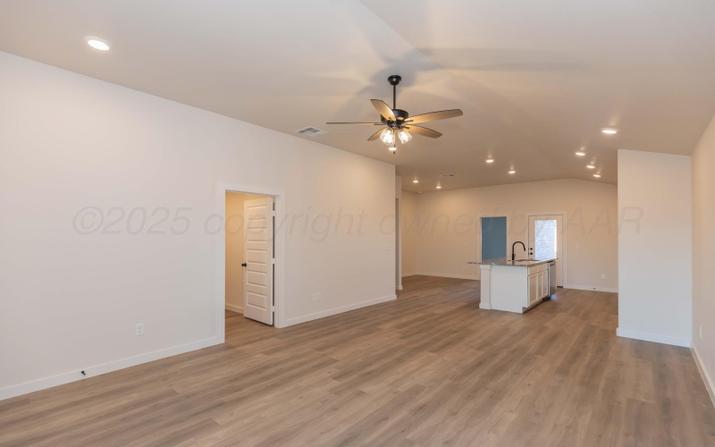 3002 Farmyard Drive, Amarillo, TX 79124, 3 Bedrooms Bedrooms, ,2 BathroomsBathrooms,Residential,For Sale,3002 Farmyard Drive,0,25-10010