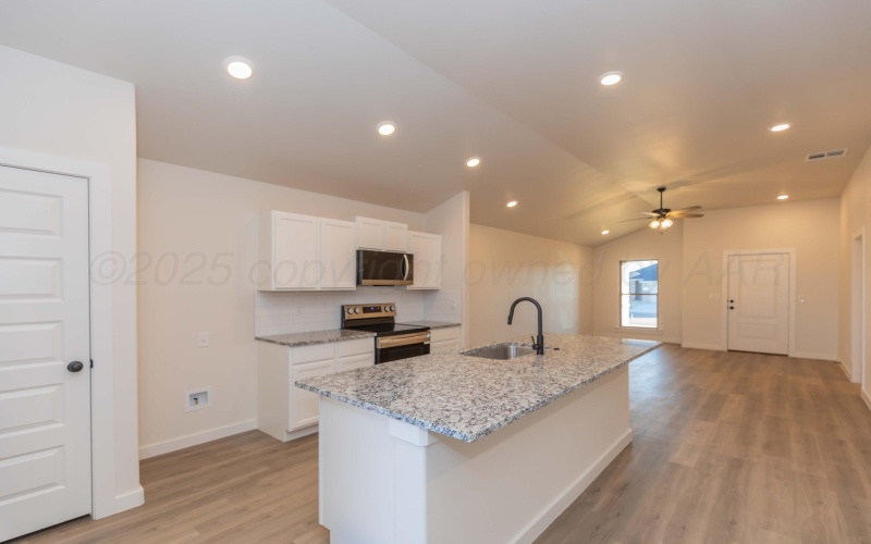 3002 Farmyard Drive, Amarillo, TX 79124, 3 Bedrooms Bedrooms, ,2 BathroomsBathrooms,Residential,For Sale,3002 Farmyard Drive,0,25-10010