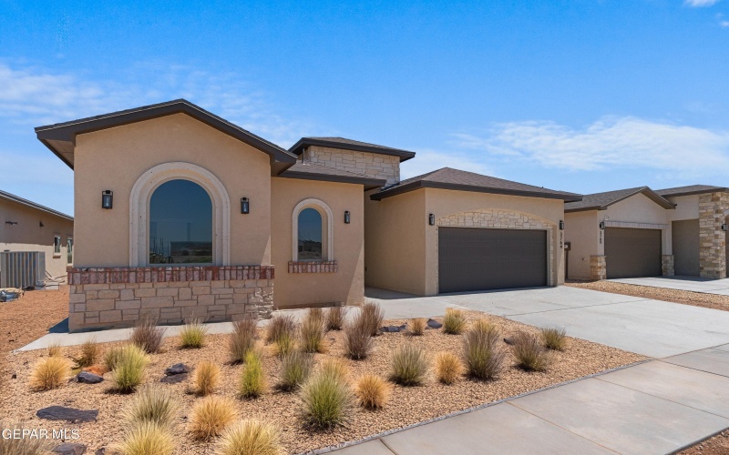 2097 Santa Isabella Street, Sunland Park, NM 88063, 4 Bedrooms Bedrooms, ,3 BathroomsBathrooms,Residential,For Sale,2097 Santa Isabella Street,0,934959