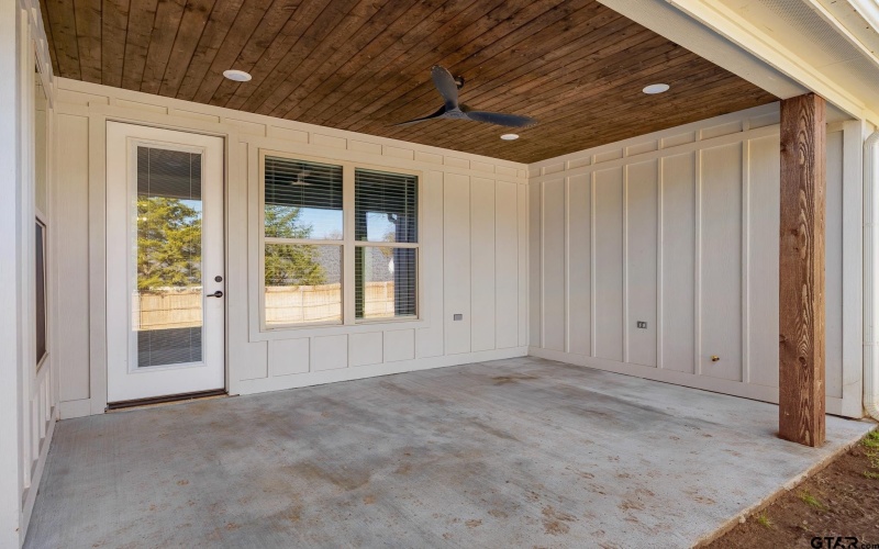 14662 Woodland Creek Dr, Tyler, TX 75706, 4 Bedrooms Bedrooms, ,2 BathroomsBathrooms,Residential,For Sale,14662 Woodland Creek Dr,0,25017640