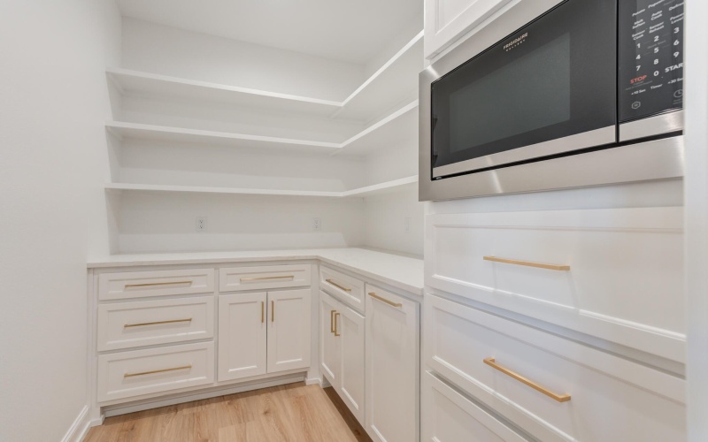 4602 140th Street, Lubbock, TX 79424, 4 Bedrooms Bedrooms, ,3 BathroomsBathrooms,Residential,For Sale,4602 140th Street,0,202564022