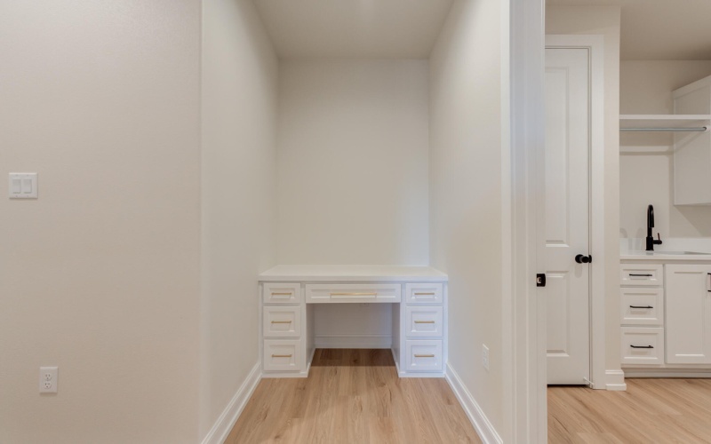 4602 140th Street, Lubbock, TX 79424, 4 Bedrooms Bedrooms, ,3 BathroomsBathrooms,Residential,For Sale,4602 140th Street,0,202564022