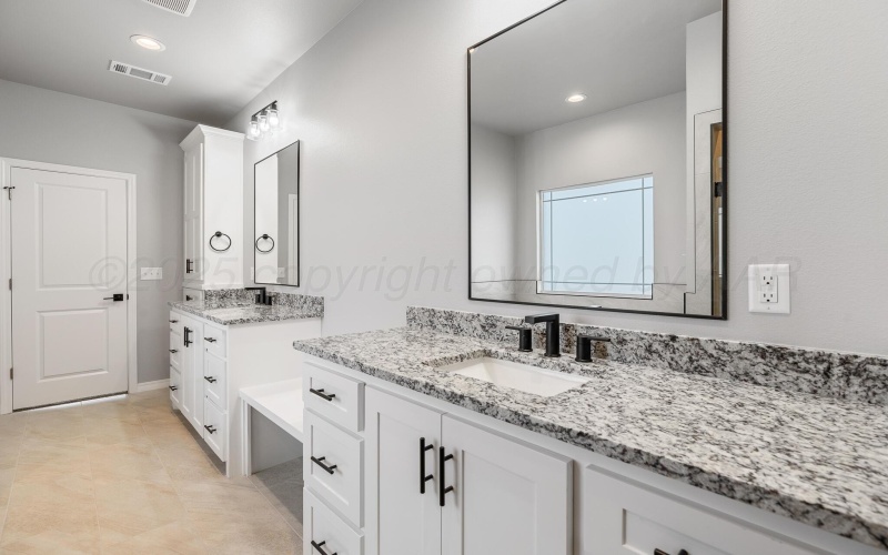 12561 LEONA Drive, Canyon, TX 79015, 4 Habitaciones Habitaciones , ,2 BañosBaños,Residential,En Venta,12561 LEONA Drive,0,25-10066