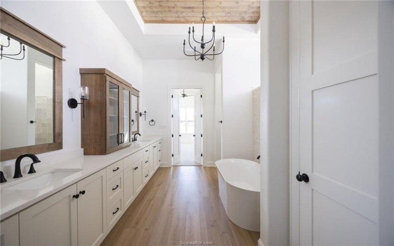 4760 Coral River Road, College Station, TX 77845, 4 Bedrooms Bedrooms, ,3 BathroomsBathrooms,Residential,For Sale,4760 Coral River Road,0,25012874