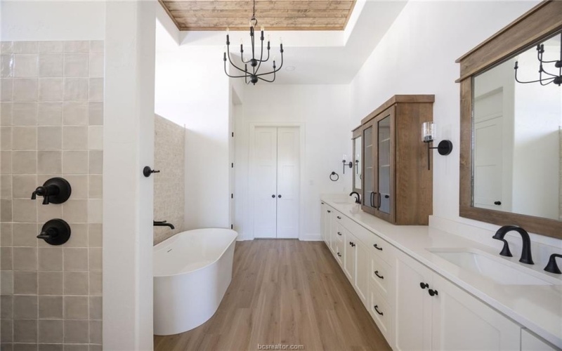 4760 Coral River Road, College Station, TX 77845, 4 Bedrooms Bedrooms, ,3 BathroomsBathrooms,Residential,For Sale,4760 Coral River Road,0,25012874