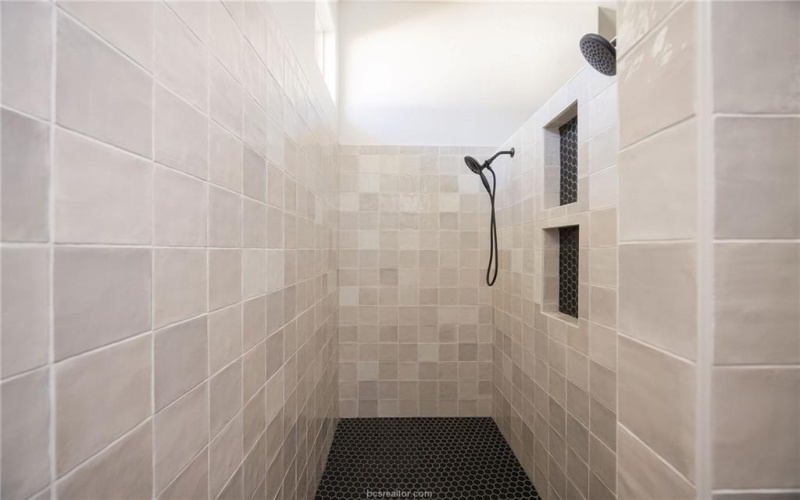 4760 Coral River Road, College Station, TX 77845, 4 Bedrooms Bedrooms, ,3 BathroomsBathrooms,Residential,For Sale,4760 Coral River Road,0,25012874