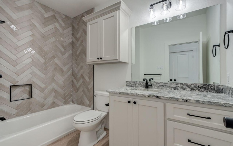 705 E 18th Street, Wolfforth, TX 79382, 3 Habitaciones Habitaciones , ,3 BañosBaños,Residential,En Venta,705 E 18th Street,0,202416514