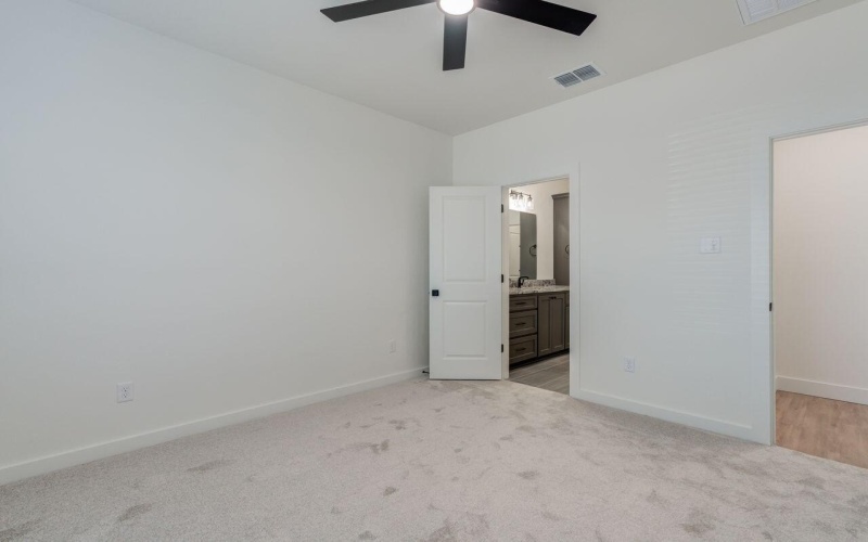 705 E 18th Street, Wolfforth, TX 79382, 3 Habitaciones Habitaciones , ,3 BañosBaños,Residential,En Venta,705 E 18th Street,0,202416514