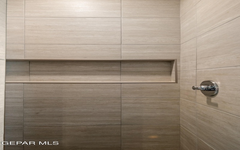 321 Blue Valley Drive, El Paso, TX 79928, 6 Bedrooms Bedrooms, ,3 BathroomsBathrooms,Residential,For Sale,321 Blue Valley Drive,0,935041