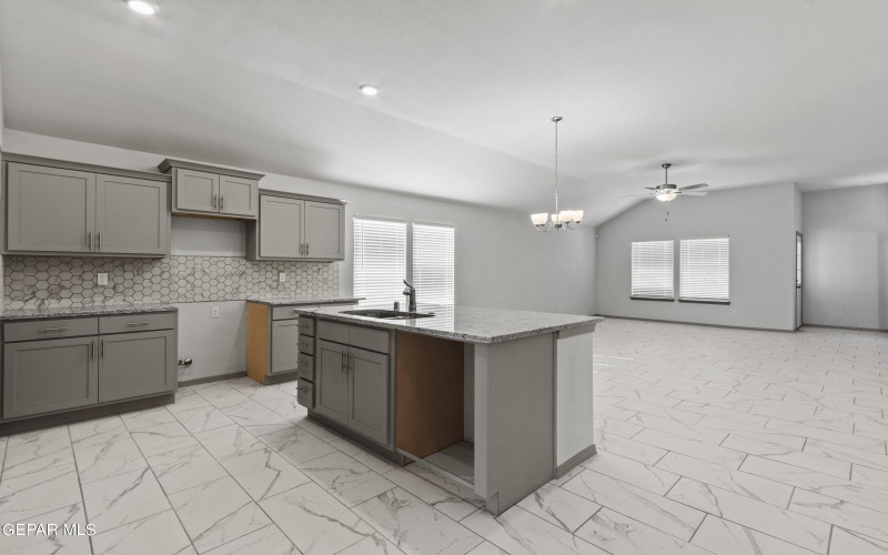 13841 Summer Hail Avenue, El Paso, TX 79928, 4 Habitaciones Habitaciones , ,3 BañosBaños,Residential,En Venta,13841 Summer Hail Avenue,0,935084