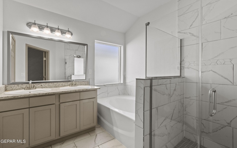 13869 Summer Hail Avenue, El Paso, TX 79928, 4 Bedrooms Bedrooms, ,3 BathroomsBathrooms,Residential,For Sale,13869 Summer Hail Avenue,0,935087