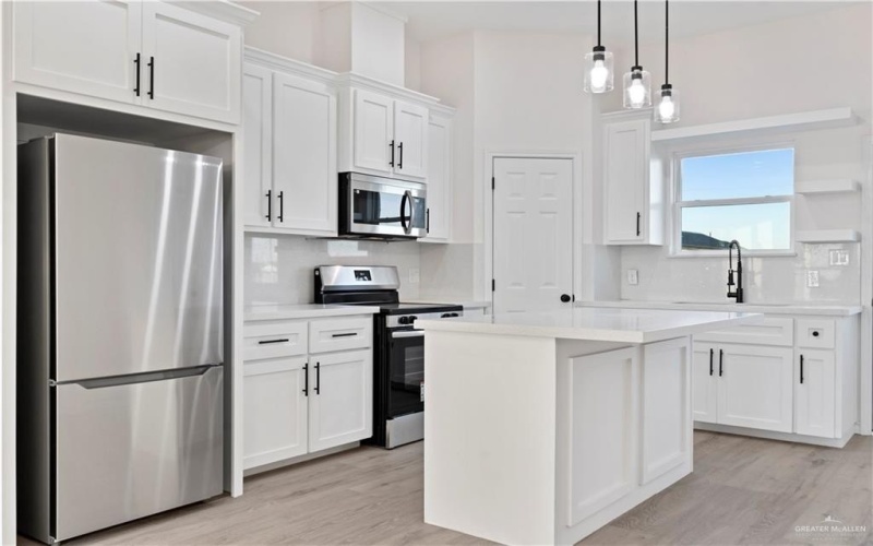 3974 Caserio Street, Edinburg, TX 78542, 3 Bedrooms Bedrooms, ,2 BathroomsBathrooms,Residential,For Sale,3974 Caserio Street,0,488913