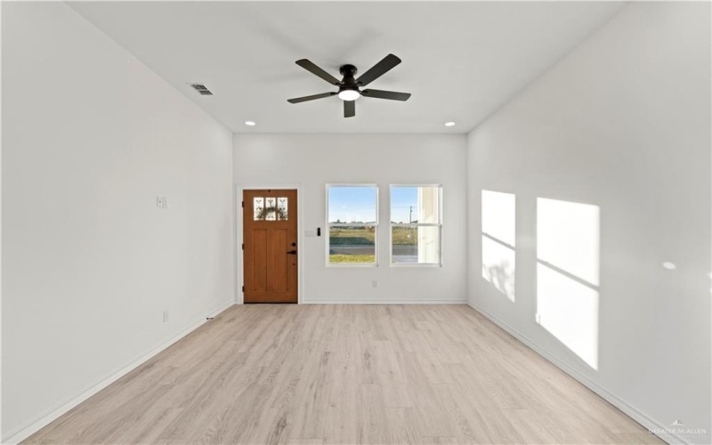 3974 Caserio Street, Edinburg, TX 78542, 3 Bedrooms Bedrooms, ,2 BathroomsBathrooms,Residential,For Sale,3974 Caserio Street,0,488913