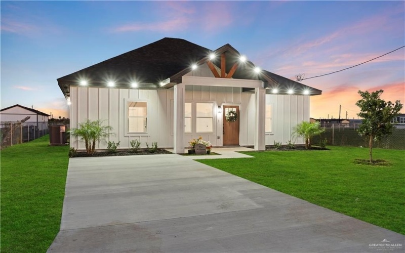 3974 Caserio Street, Edinburg, TX 78542, 3 Bedrooms Bedrooms, ,2 BathroomsBathrooms,Residential,For Sale,3974 Caserio Street,0,488913