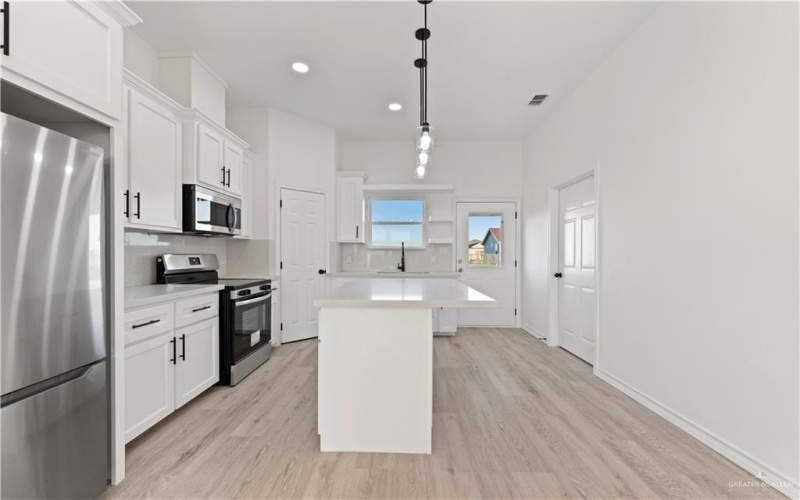 3974 Caserio Street, Edinburg, TX 78542, 3 Bedrooms Bedrooms, ,2 BathroomsBathrooms,Residential,For Sale,3974 Caserio Street,0,488913