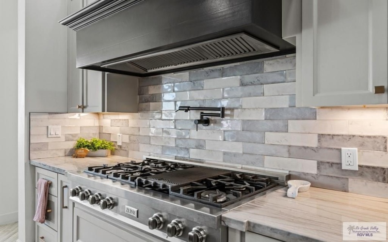 1910 Turtle Dove Cir, HARLINGEN, TX 78550, 4 Bedrooms Bedrooms, ,6 BathroomsBathrooms,Residential,For Sale,1910 Turtle Dove Cir,0,29769854