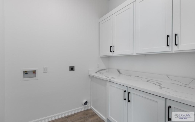 1869 SAM CIR, HARLINGEN, TX 78552, 3 Bedrooms Bedrooms, ,2 BathroomsBathrooms,Residential,For Sale,1869 SAM CIR,0,29770577