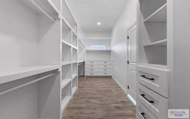 1869 SAM CIR, HARLINGEN, TX 78552, 3 Bedrooms Bedrooms, ,2 BathroomsBathrooms,Residential,For Sale,1869 SAM CIR,0,29770577