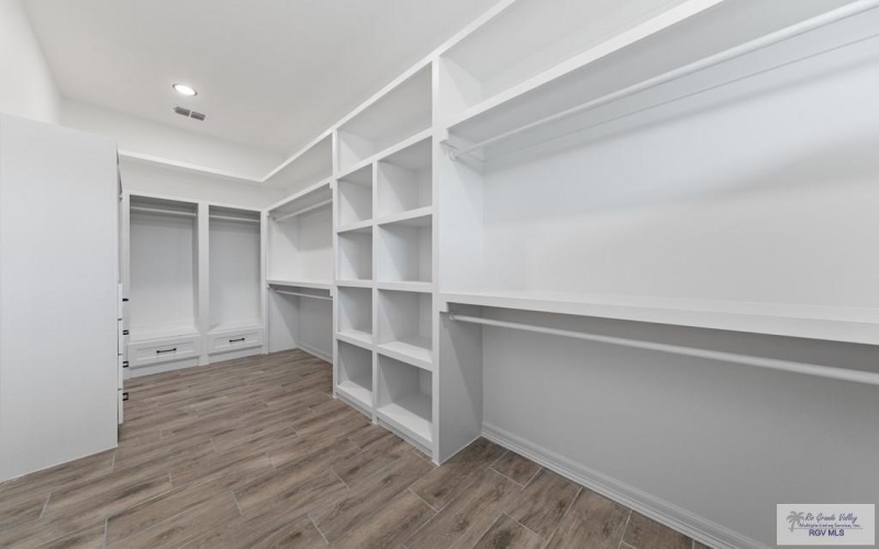 1869 SAM CIR, HARLINGEN, TX 78552, 3 Bedrooms Bedrooms, ,2 BathroomsBathrooms,Residential,For Sale,1869 SAM CIR,0,29770577