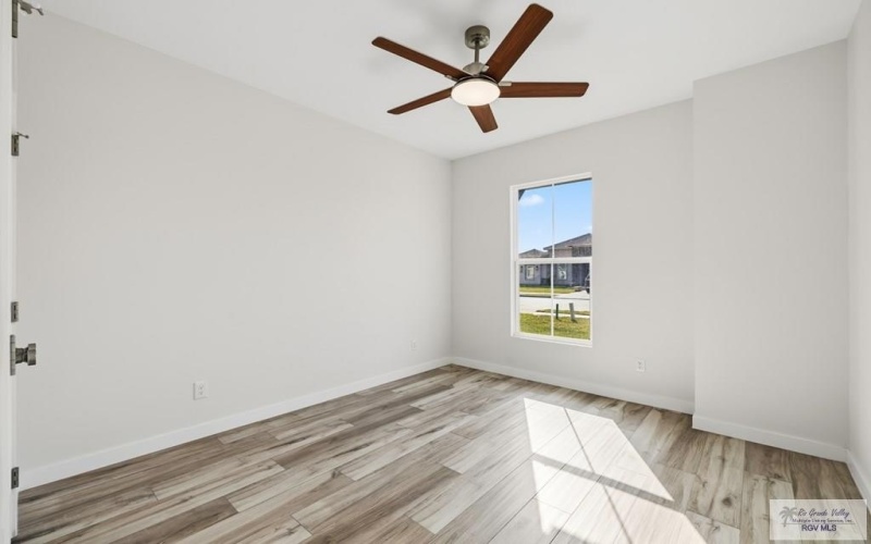 2924 ZEB DR, BROWNSVILLE, TX 78526, 3 Habitaciones Habitaciones , ,2 BañosBaños,Residential,En Venta,2924 ZEB DR,0,29770582